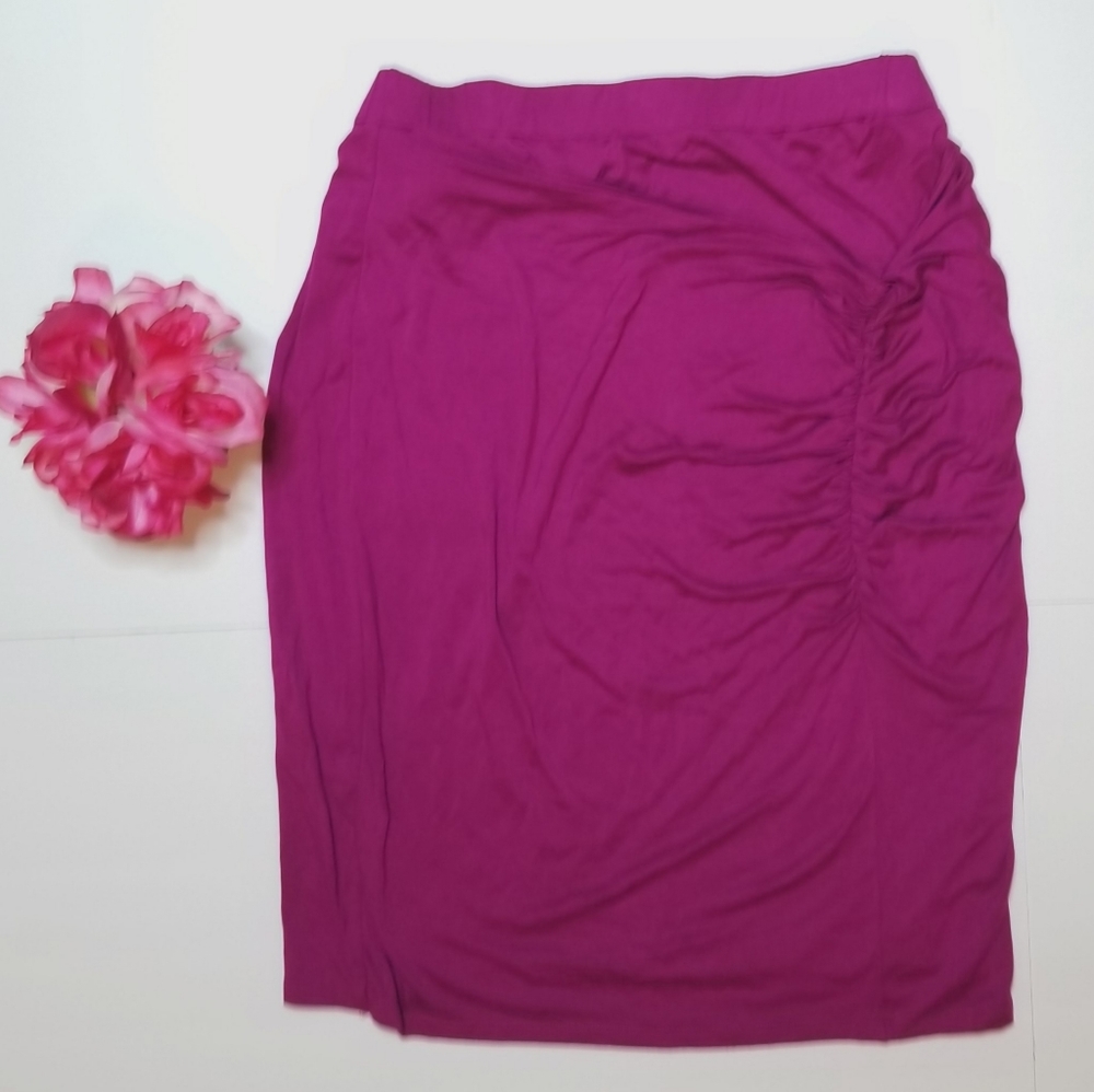 Pencil Skirt - Picture 3 of 3
